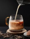 Stemningskoppen - te/kaffekopp - rillet med gull håndtak thumbnail